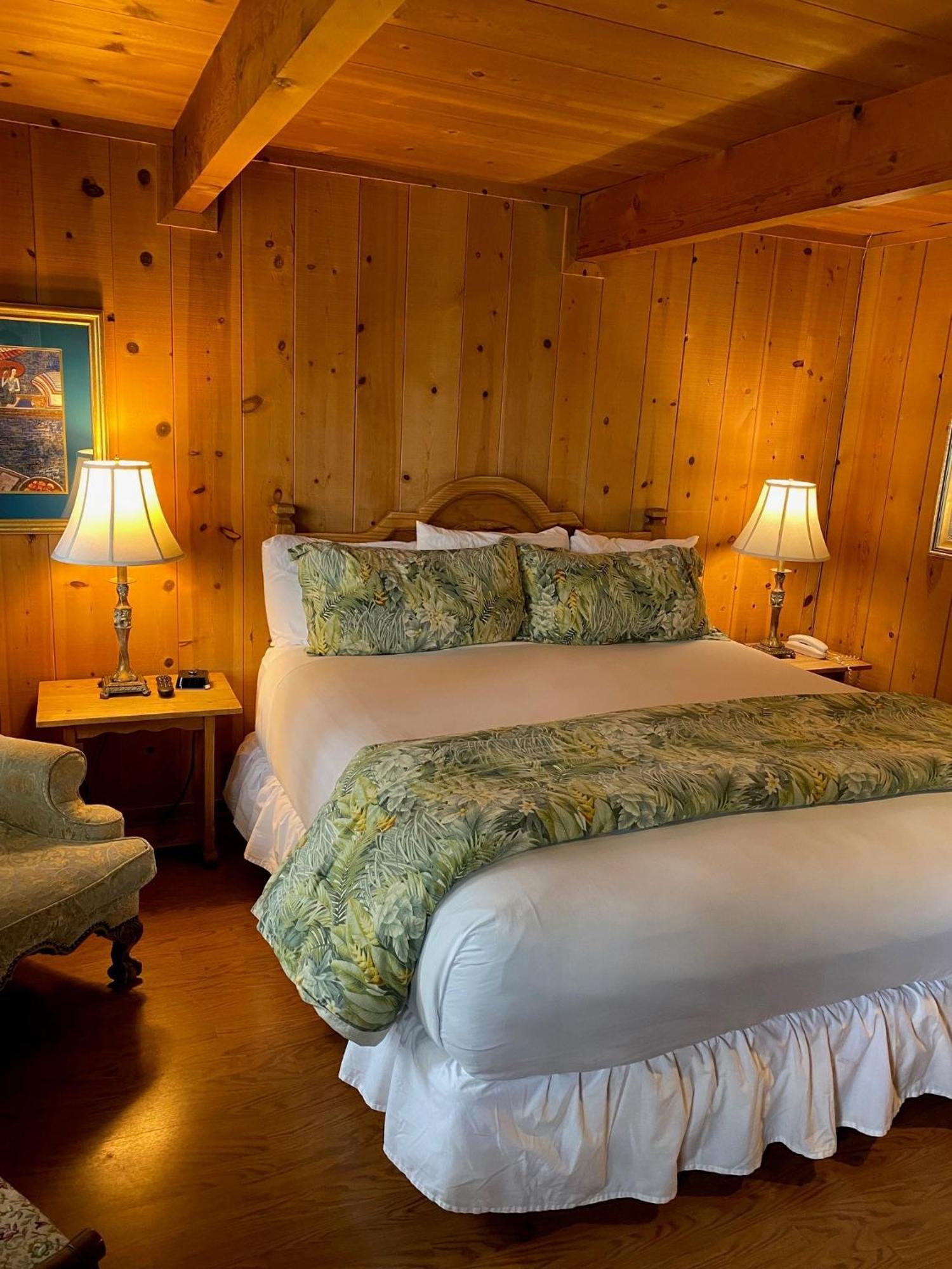 Carmel Garden Inn Ngoại thất bức ảnh