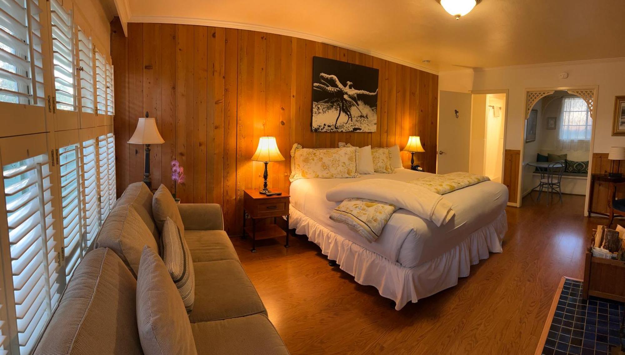 Carmel Garden Inn Ngoại thất bức ảnh