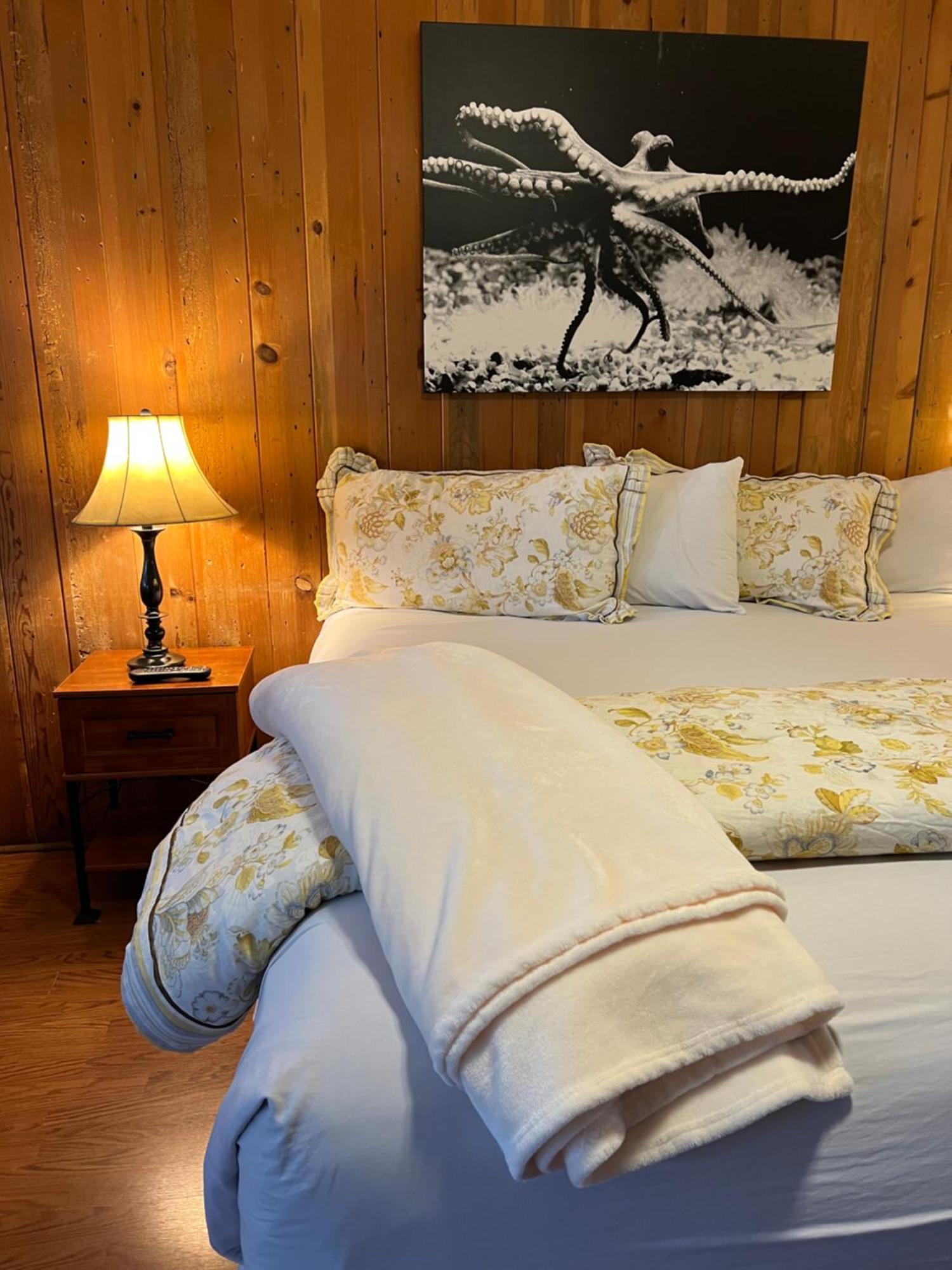 Carmel Garden Inn Ngoại thất bức ảnh